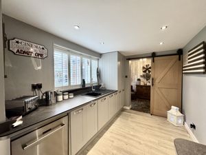 Photo 14- click for photo gallery